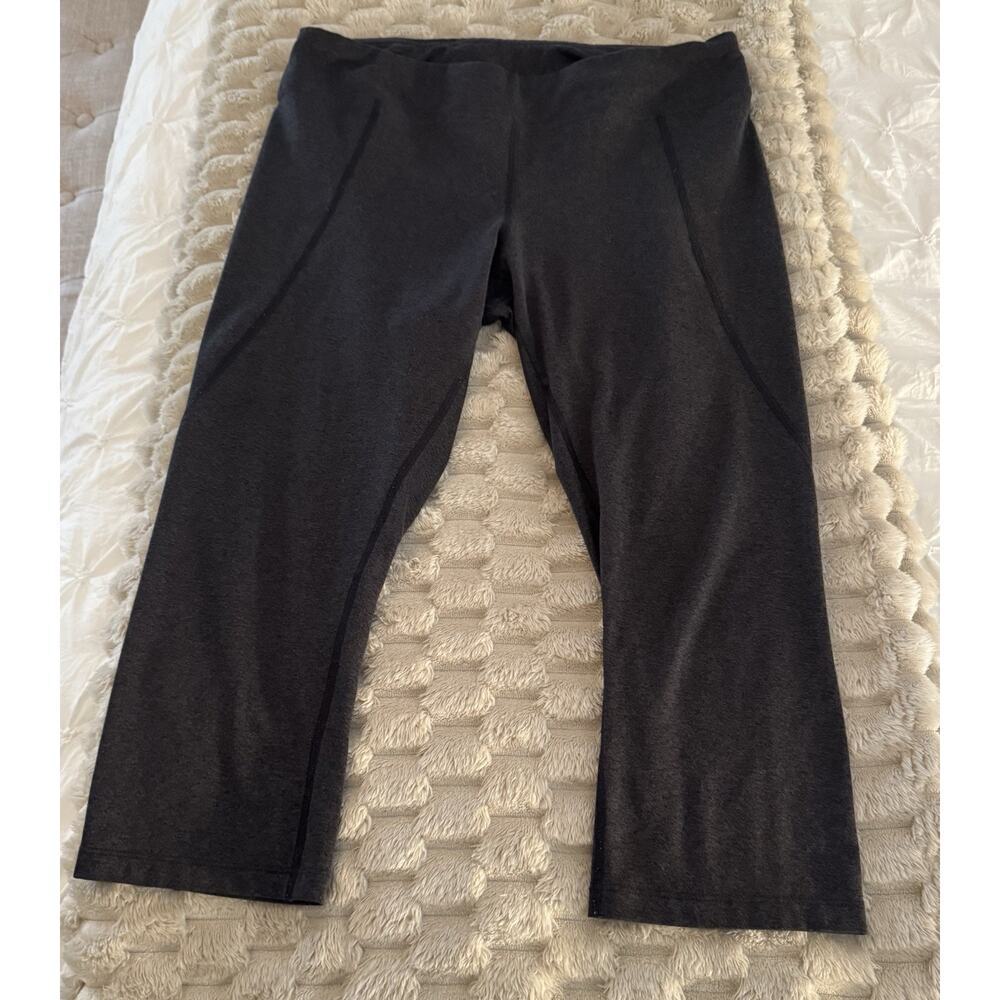 The North Face Gray Women’s Elevation Crop Leggings Size L